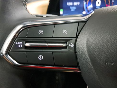 Used 2026 Chevrolet Equinox ACTIV w/ Convenience Package III FWD image 18