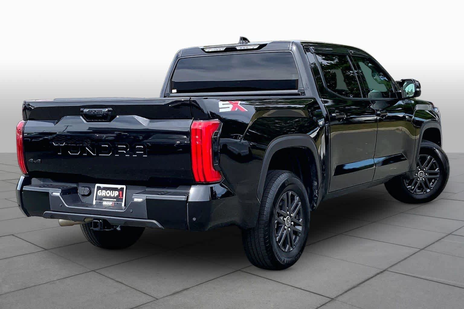 Used 2023 Toyota Tundra SR5 w/ SR5 Convenience Package AWD/4WD image 13