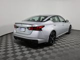 Used 2023 Nissan Altima 2.5 SR image 5