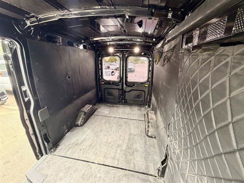 Used 2020 Ford Transit 250 Medium Roof RWD image 21