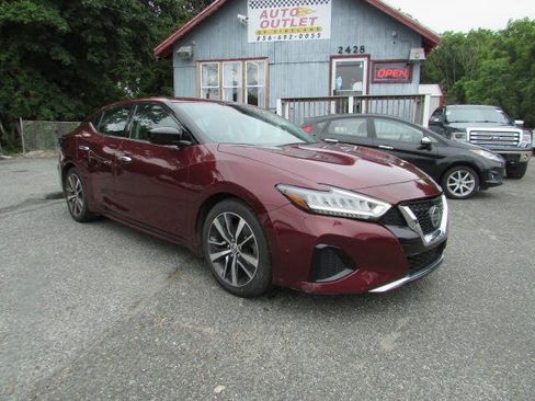 Used 2019 Nissan Maxima 3.5 S w/ Floor Mat Group FWD image 1