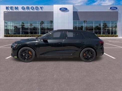 Used 2023 Audi e-tron Chronos w/ Chronos Package AWD/4WD image 3
