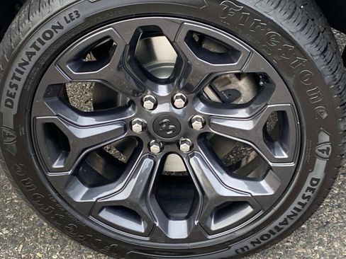 Used 2023 RAM 1500 Limited w/ Night Edition image 30