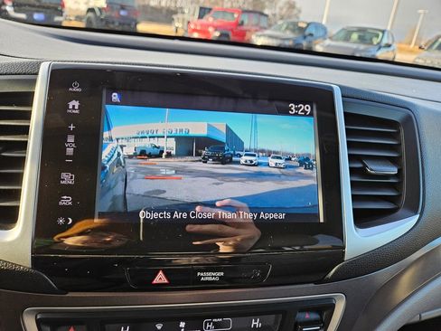 Used 2017 Honda Pilot EX image 14