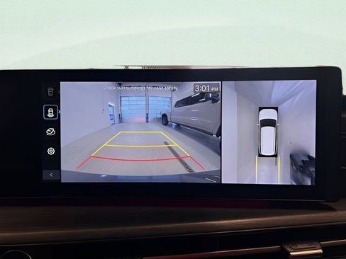 Used 2024 Hyundai Santa Fe Limited image 29