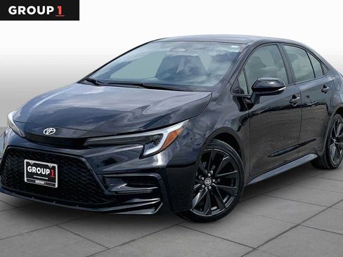 Used 2024 Toyota Corolla SE FWD image 1