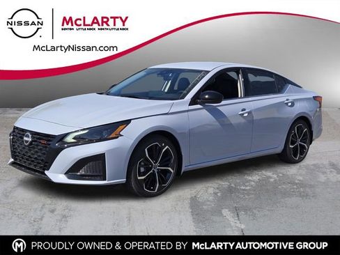 New 2026 Nissan Altima 2.5 SR FWD image 1