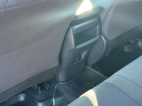 Used 2021 Toyota RAV4 LE image 36