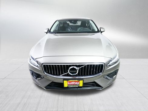 Used 2021 Volvo S60 T8 Inscription w/ Climate Package image 2