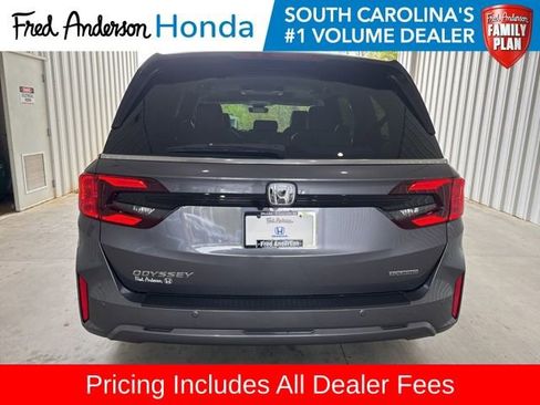New 2026 Honda Odyssey Touring image 24