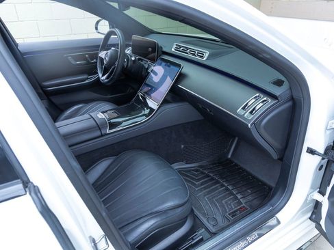 Used 2023 Mercedes-Benz S 500 4MATIC image 29
