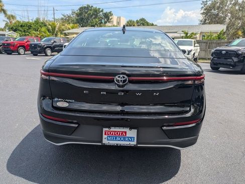 New 2026 Toyota Crown XLE image 5