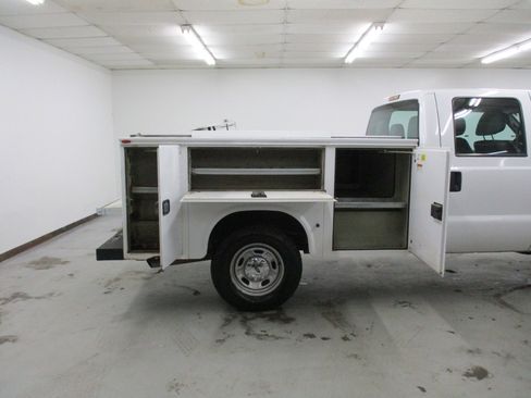 Used 2016 Ford F250 XL image 23