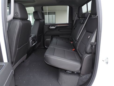 New 2026 GMC Sierra 2500 Denali w/ Denali Reserve Package image 19