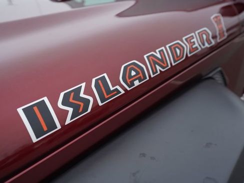 Used 2021 Jeep Wrangler Unlimited Islander image 39