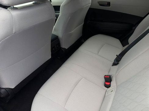 Certified 2024 Toyota Corolla Cross LE w/ Moonroof Package FWD image 10