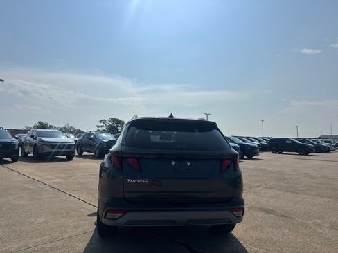 Used 2025 Hyundai Tucson SEL FWD image 18