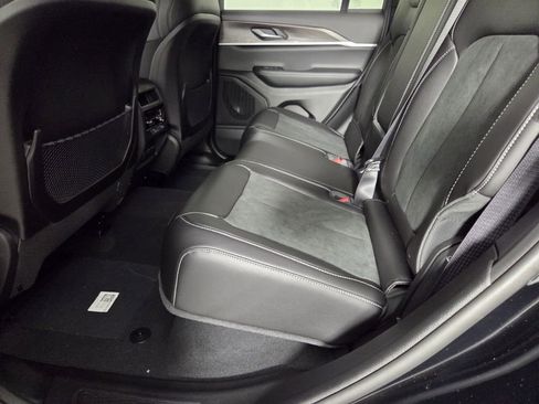 New 2026 Jeep Grand Cherokee Altitude RWD image 19
