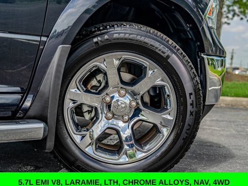 Used 2017 RAM 1500 Laramie w/ Convenience Group AWD/4WD image 9