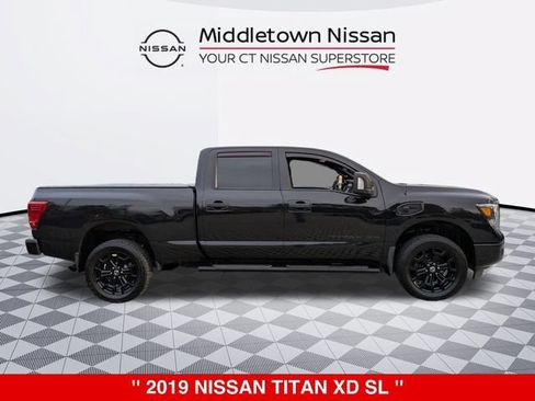 Used 2019 Nissan Titan SL w/ Midnight Edition AWD/4WD image 2
