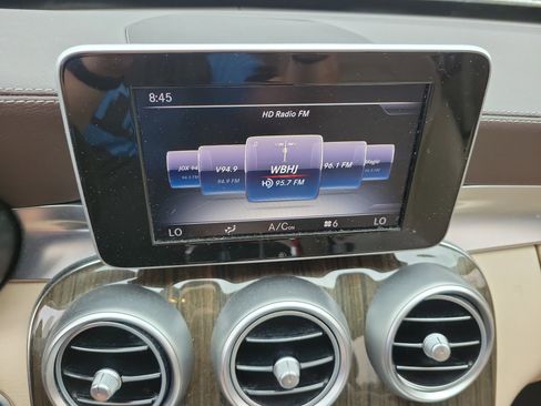 Used 2015 Mercedes-Benz C 300 4MATIC Sedan image 10