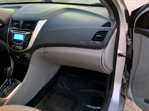 Used 2012 Hyundai Accent GLS w/ Premium Pkg 3 image 17