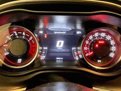 Used 2022 Dodge Challenger R/T Scat Pack w/ Dynamics Package image 19