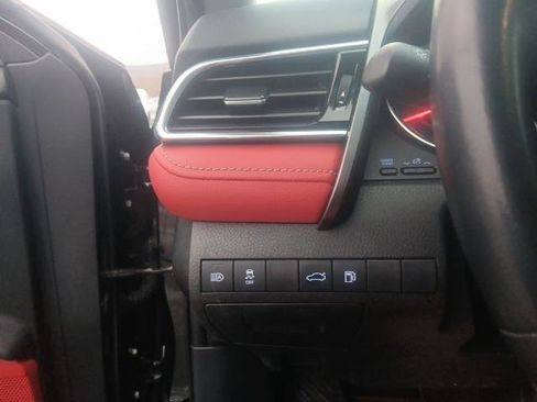 Used 2018 Toyota Camry XSE image 24