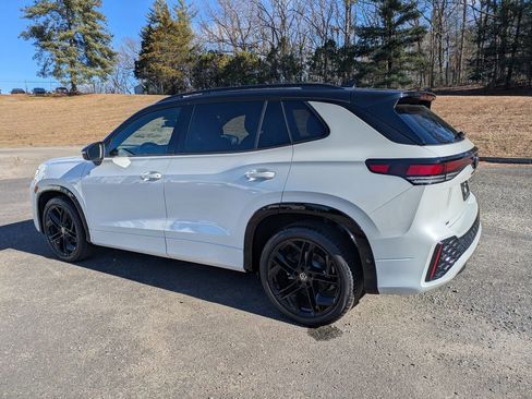 New 2026 Volkswagen Tiguan SE R-Line image 6