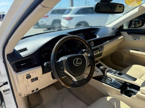 Used 2015 Lexus ES 350 w/ Premium Package FWD image 8
