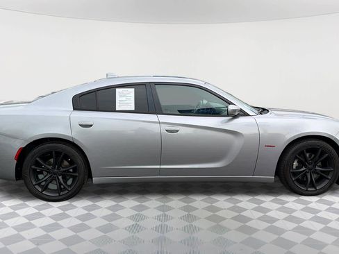 Used 2016 Dodge Charger R/T image 4