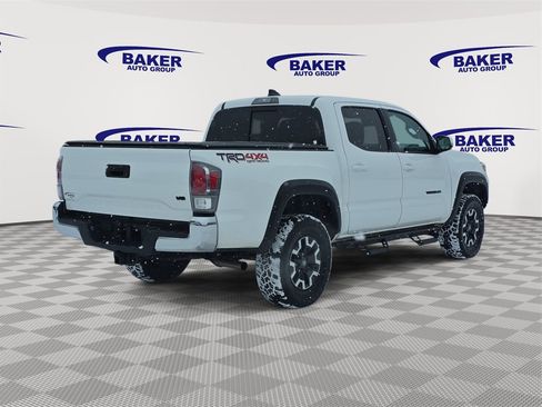Used 2023 Toyota Tacoma TRD Off-Road image 3