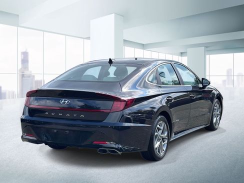 Used 2023 Hyundai Sonata SEL w/ Preferred Accessory Package FWD image 4