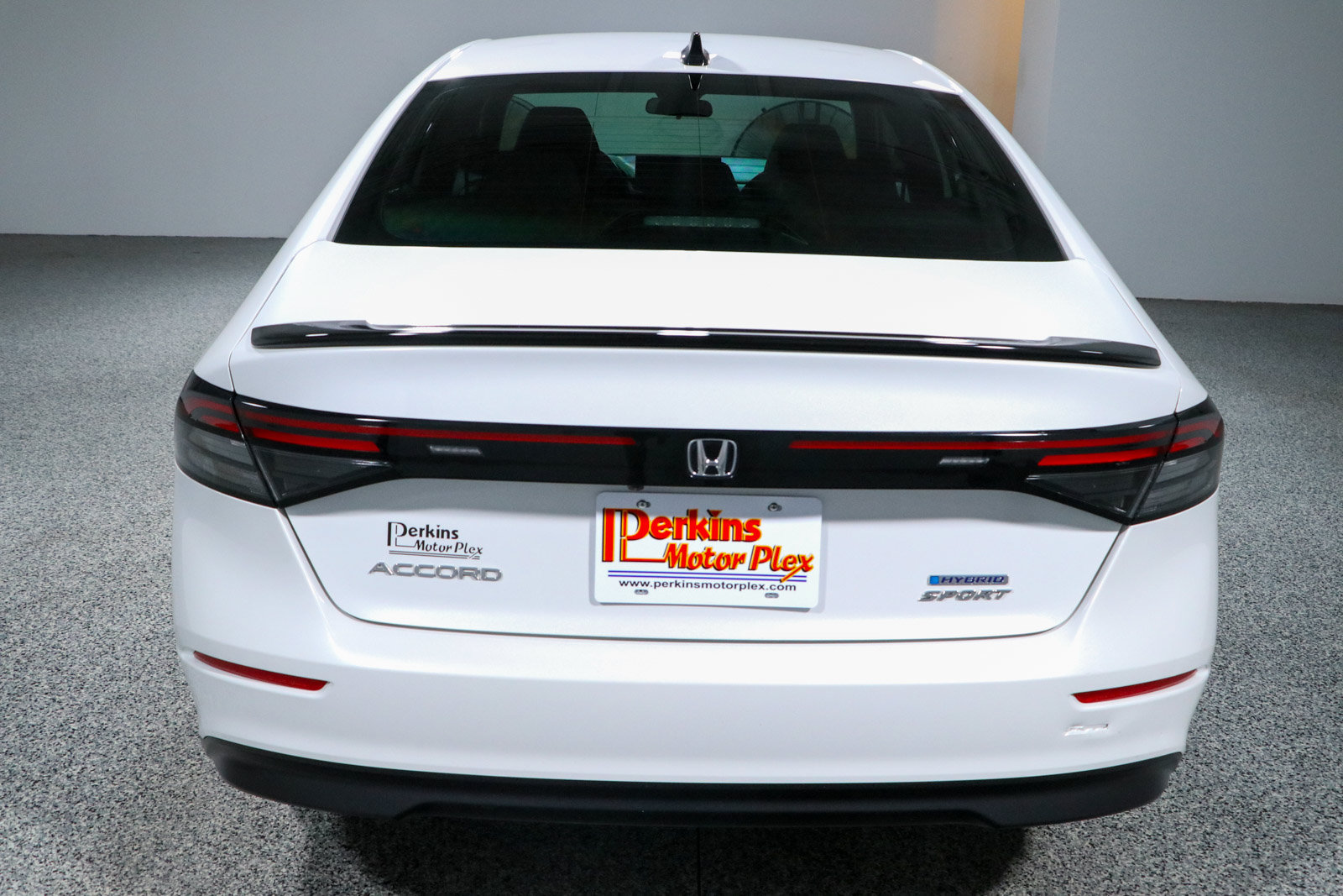 Used 2024 Honda Accord Sport image 8
