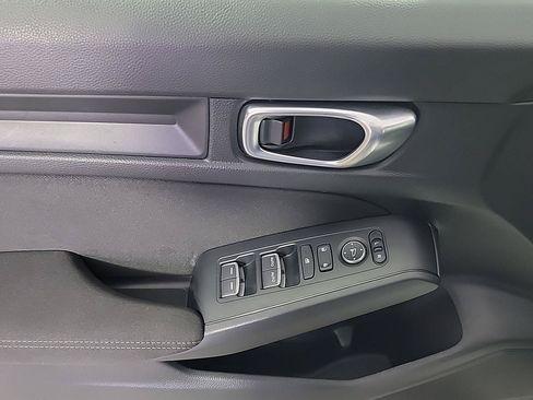 Certified 2023 Honda Civic LX image 33