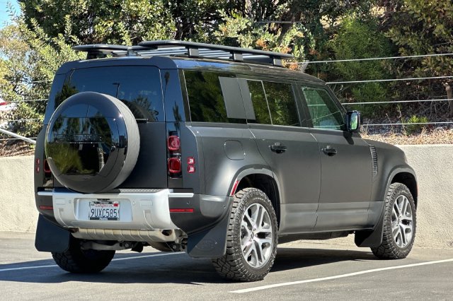 Certified 2025 Land Rover Defender 110 S AWD/4WD image 5