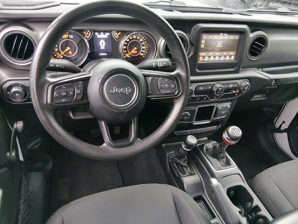 Used 2023 Jeep Wrangler Sport AWD/4WD image 11