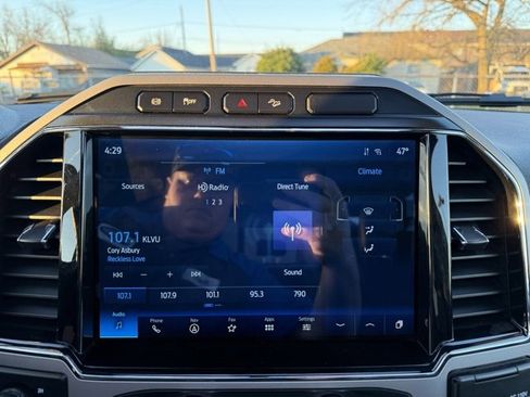 Used 2022 Ford F250 Lariat w/ Lariat Ultimate Package image 3