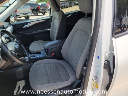 Used 2021 Ford Escape SE w/ Convenience Package image 15