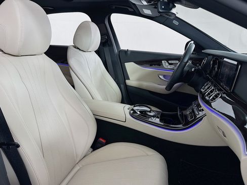 Certified 2019 Mercedes-Benz E 300 image 6