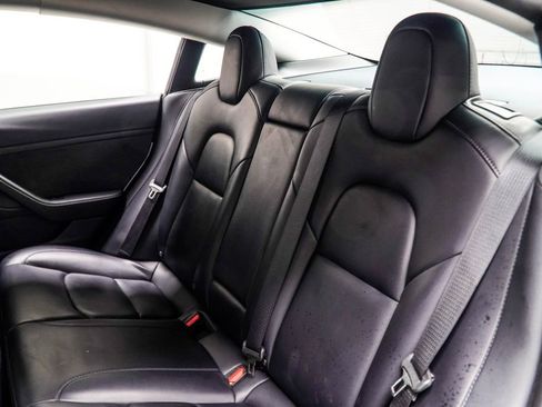 Used 2023 Tesla Model 3 Standard Range RWD image 34