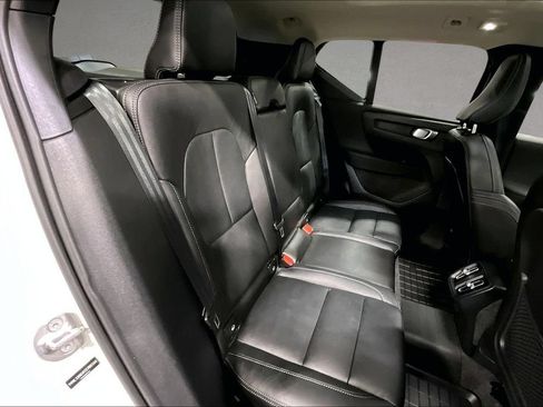 Certified 2026 Volvo XC40 B5 Plus w/ Protection Package Premier AWD/4WD image 24
