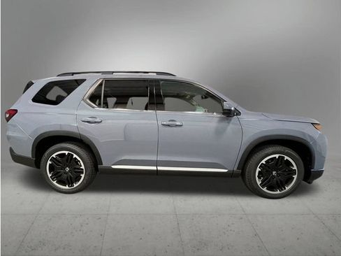 New 2026 Honda Pilot Touring image 6