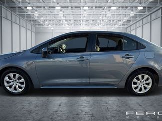 Used 2021 Toyota Corolla LE video 2