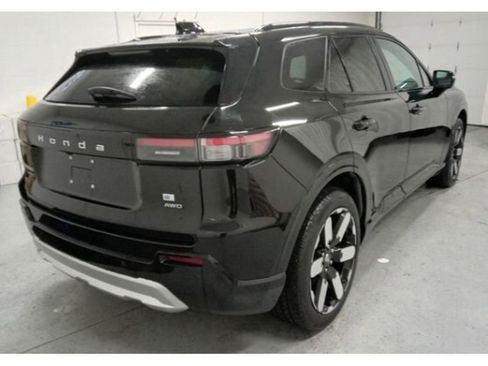 Used 2025 Honda Prologue Elite image 3