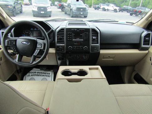 Used 2017 Ford F150 XLT w/ XTR Package AWD/4WD image 4