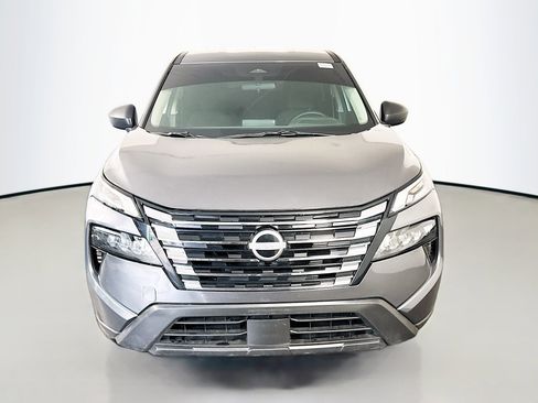 Used 2026 Nissan Rogue S FWD image 2