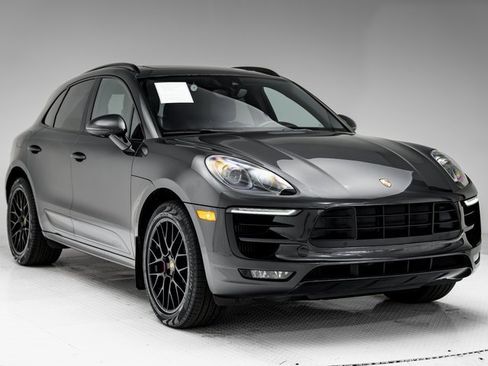 Used 2017 Porsche Macan GTS image 34