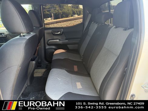 Used 2023 Toyota Tacoma TRD Sport RWD image 11