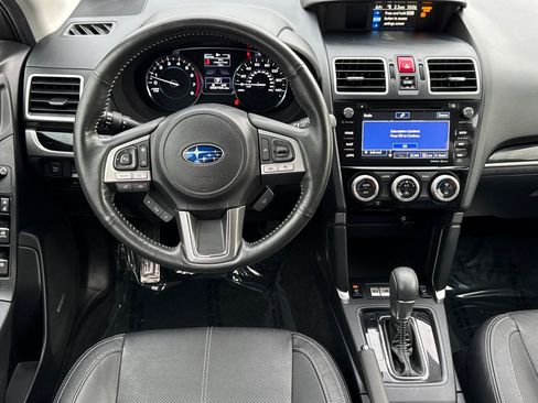 Used 2018 Subaru Forester 2.5i Touring w/ Popular Package #2 image 29